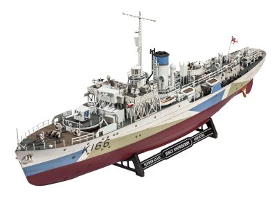 Alternative view of Revell HMCS Snowberry 1:144