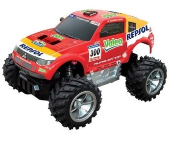 RASTAR RC MITSUBISHI PAJERO 1:18