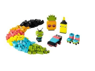 Alternative view of LEGO 11027 CLASSIC USTVARJALNA NEONSKA ZABAVA