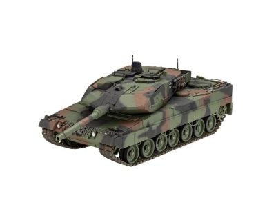 Alternative view of Revell Leopard 2 A6M+ 200 1:35