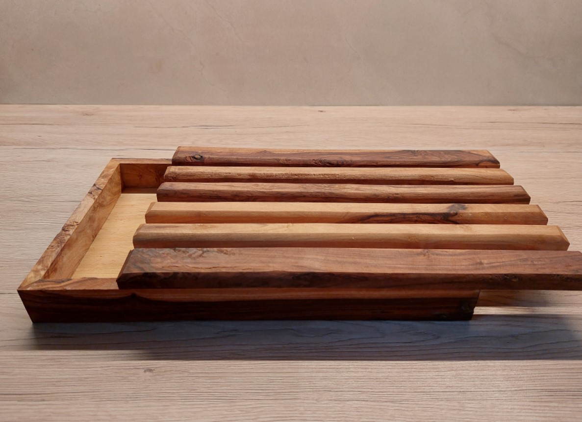 DESKA ZA REZANJE KRUHA OLJKA 32CM - Image 3