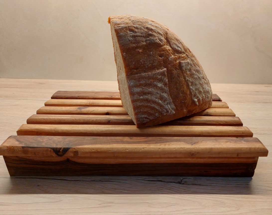 DESKA ZA REZANJE KRUHA OLJKA 32CM