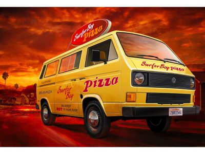 07725_Maketa Revell VW T3 Bus Surfer Boy Pizza Stranger Things 1:25