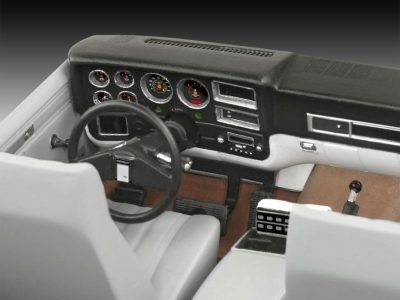 07724_Ji Hopper's Chevrolet Blazer K5 Stranger Things 1:25
