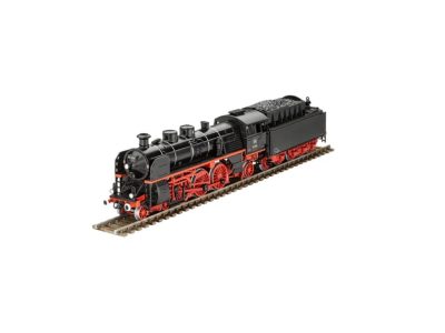 Alternative view of Revell Model Set Express Locomotive BR 18 505 with Tender 62167 1:87
