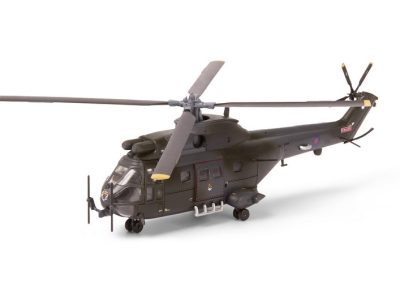 Alternative view of Revell Model Set Westland Puma HC.1 6040 63746 1:144
